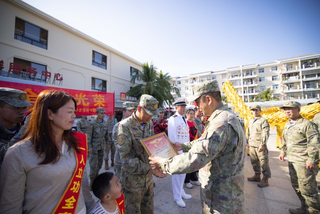 “戎”耀时刻！这份“新年礼物”很硬核