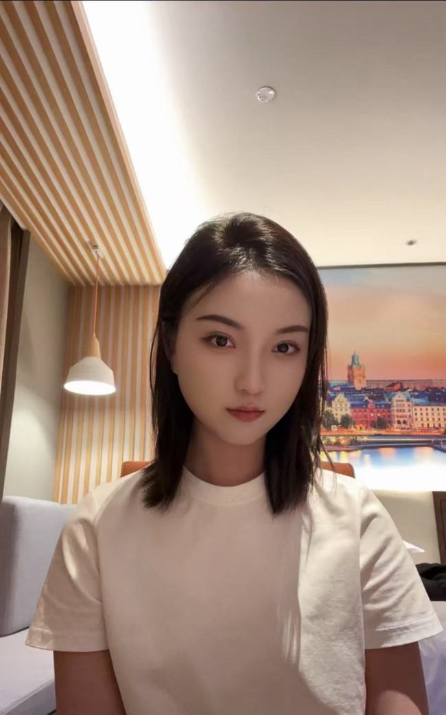 “00后”女生未毕业即获5家企业offer  入职年薪22万