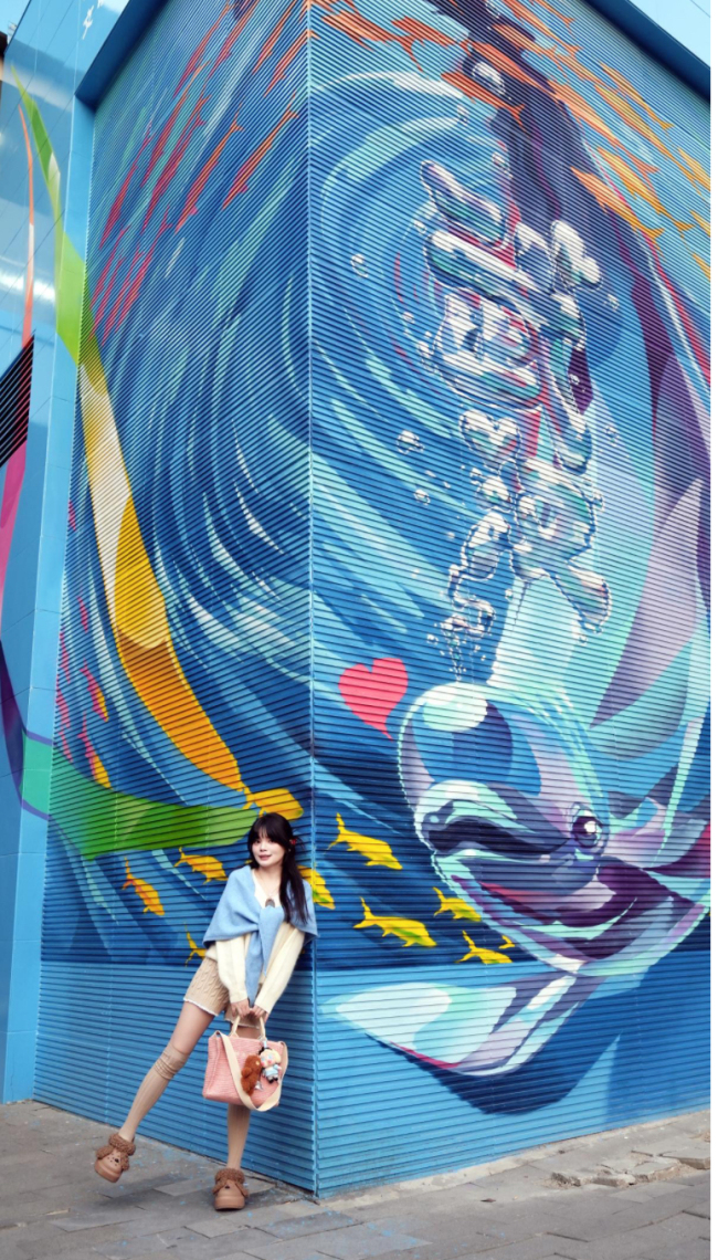 “科技蓝”让海洋欢乐触手可及  快来偶遇武汉极地海洋度假区公益列车吧