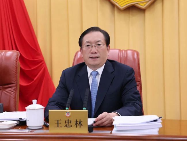 王忠林出席省政协十三届常委会第十次会议开幕会 深入贯彻中共二十届四中全会精神为加快建成中部地区崛起重要战略支点团结奋斗 孙伟主持