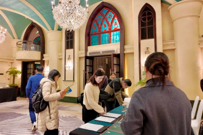 经典夜谭,明仁修诚 林待秋校长《论语释读》新书发布会暨论语共读活动成功举办