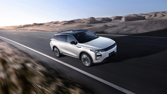 雨雪通勤不慌!瑶光C-DM寰球版安全舒适双在线