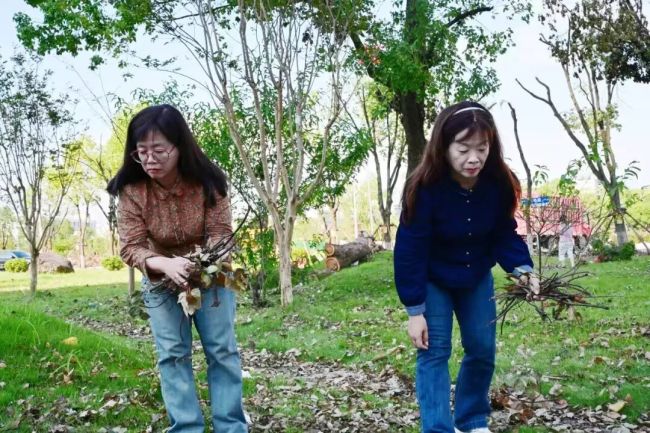 黄冈师范学院台湾双胞胎教师亲历龙卷风，见证学校极速救援，深切感受祖国守护力量