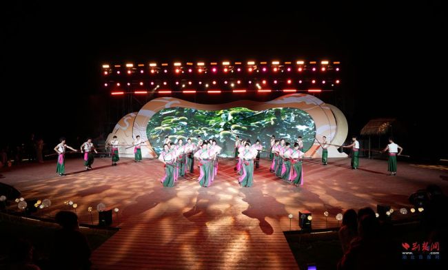从趣味民俗到浪漫烟花，罗田水上红叶景区“全天候”玩法出圈