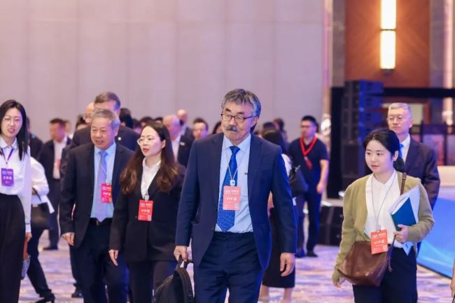 武汉凭什么？这场全球盛会给出答案