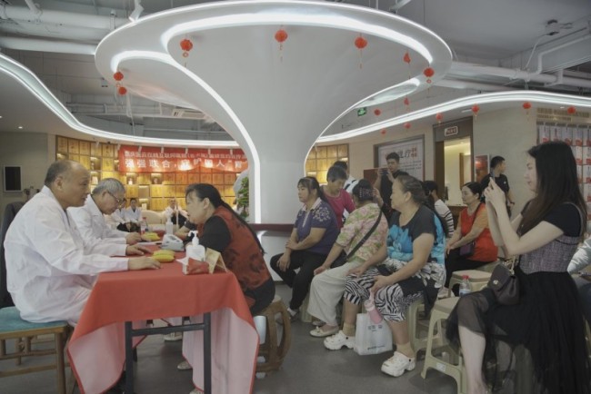 重庆医云在线互联网医院(名太医)重磅签约张传清教授脾胃专家团——强强联合,守护国人“胃”来健康
