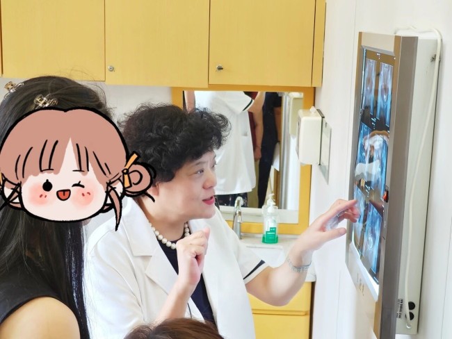关菁-1.jpg