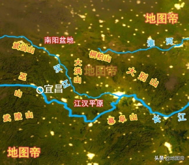 航拍宜昌三峡机场,为何以三峡命名?