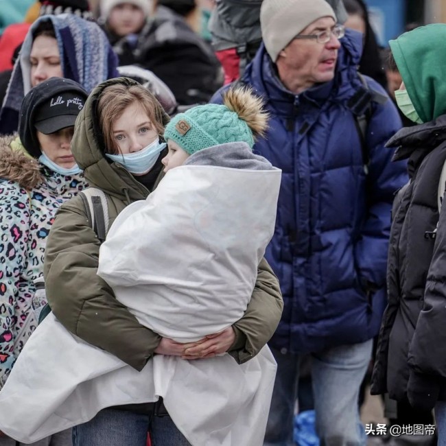 开战118天，800万难民出国，乌克兰还有多少人口？