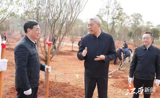 共同建设人与自然和谐共生的美丽江西