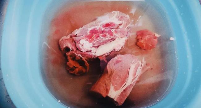 牛肉香到邻居敲门，家常做法简单省钱，学会秒变大厨
