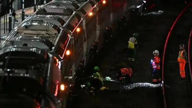 斯塔默对英国火车上发生的令人震惊和不安的多