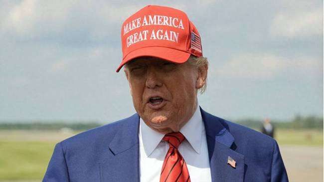 特朗普为何想要先和委谈判 舆论压力下的转变