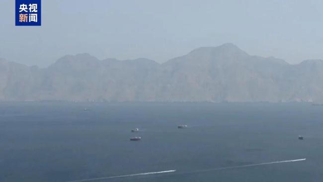 美国发布摧毁伊朗无人机航母 军事行动升级