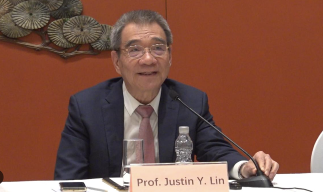 郑丽文访陆遭台陆委会恫吓 两岸和平行受阻