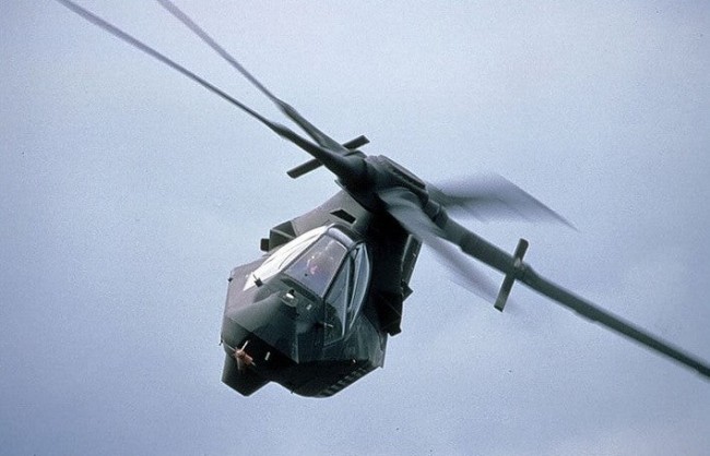 美军阿富汗撤退现场出现绝密隐形直升机