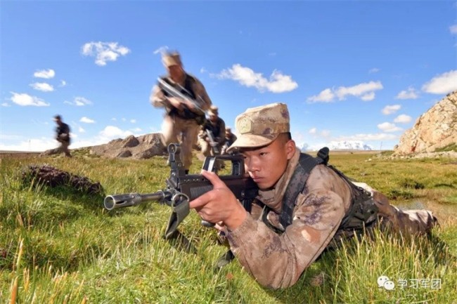 西藏某边防团&mdash;&mdash;&ldquo;努力为党和人民再立新功&rdquo;