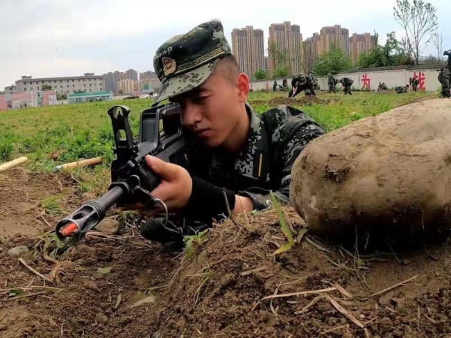 少年懷勇毅,長劍奮無前 ——武警第二機動總隊新排長集訓紀實