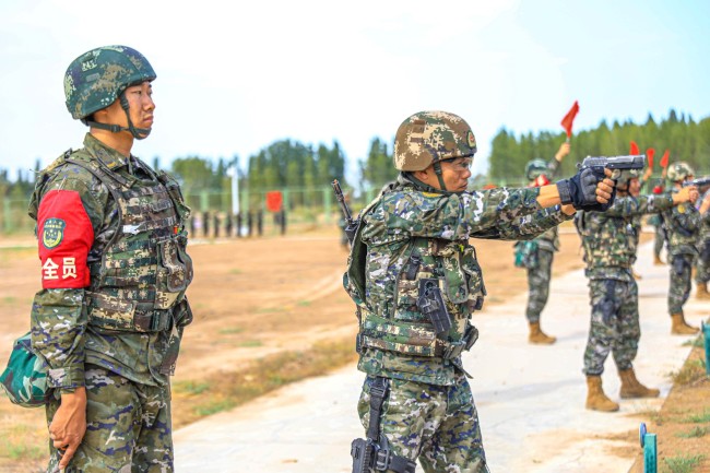 新疆武警总队图片