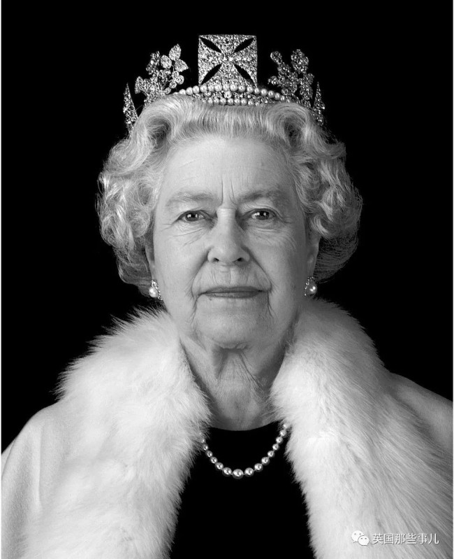 英女王伊丽莎白二世去世 享年96岁 96张图片回顾女王的一生经历，她传奇的一生