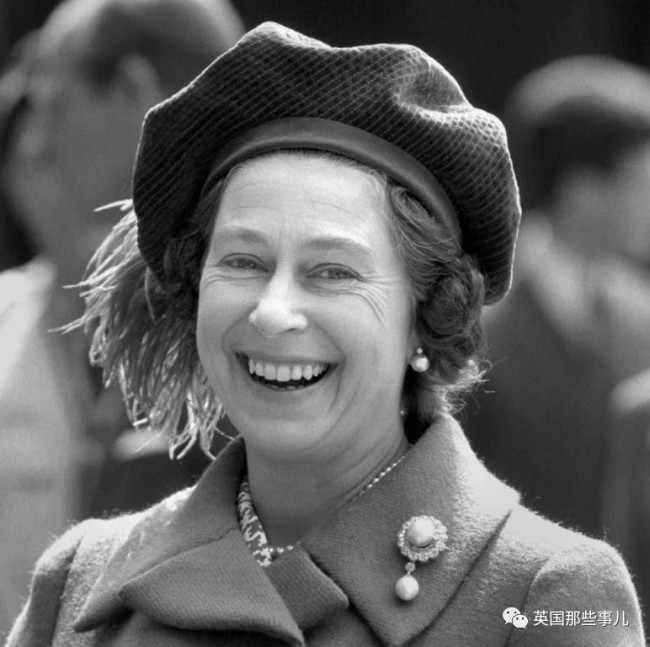 英国女王去世 96年，96张图，回顾女王一生...