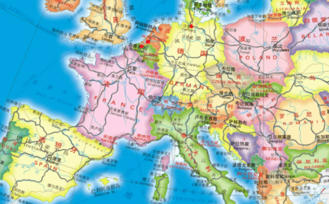 上,有三个红点:最下面的是安特卫普港,边上的是欧洲第一大港鹿特丹港