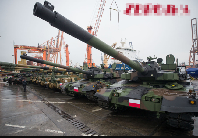 波兰购买的韩国K2坦克和K9榴弹炮已经运抵