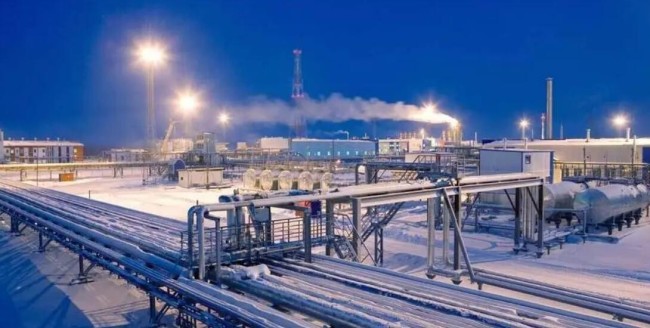 俄罗斯东部最大凝析气田投产 普京表示,这是俄罗斯能源产业与整个经济