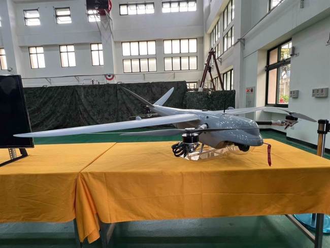 台“中科院”展示多种无人机，称“台版弹簧刀”面对解放军登陆具备反制能力