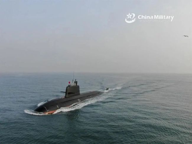 中国常规潜艇近年来发展很快。图源见水印