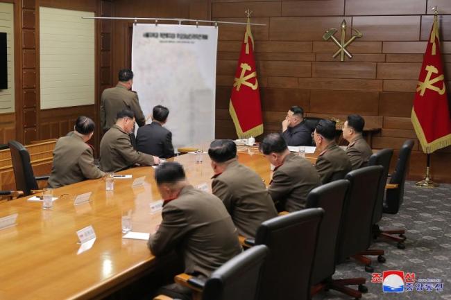 韩军称朝鲜向东部海域发射弹道导弹 具体参数正在分析