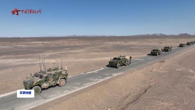 猛士底盘的卡车炮,火箭炮和红箭-10齐亮相!