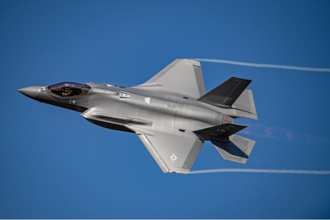 受新财年国防预算限制，拜登希望降低F-35战机订单量，削减18%