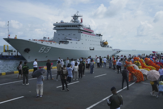 中国海军访问柬埔寨，美西方说三道四！