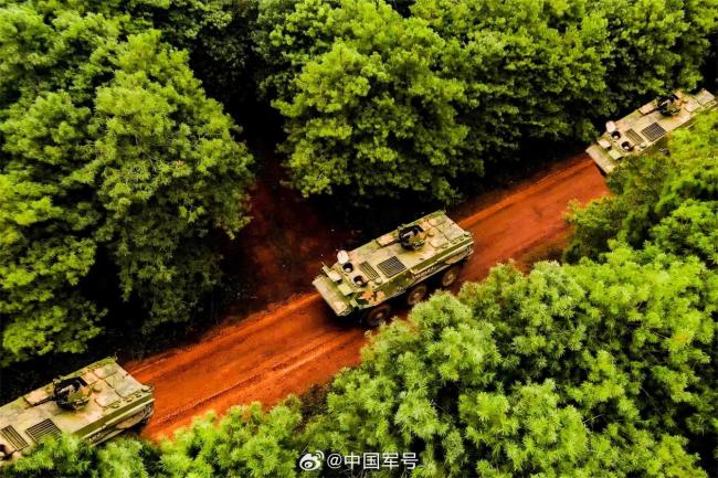 锁定、打击 高清9图解锁练兵场最帅战车