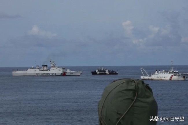 评论员谈中方舰艇驱离菲护卫艇 依法依规警告驱离