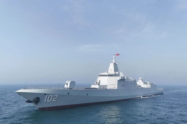 万吨大驱拉萨舰最新画面来了