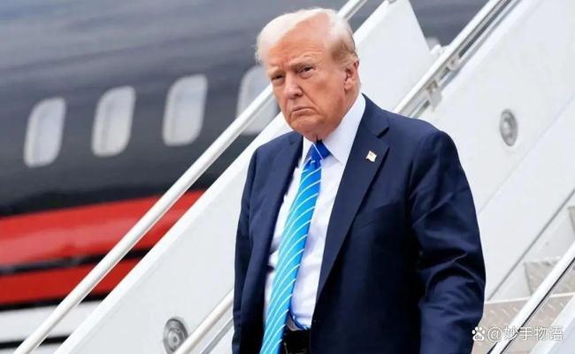 為何說特朗普對華投下“兩顆炸彈” 對華“雙重打壓”意圖何在,？