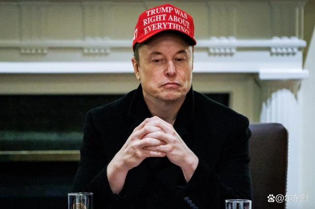 73%→49.9%？馬斯克站隊特朗普，特斯拉客戶忠誠度崩潰，馬斯克“站隊”引發(fā)連鎖反應(yīng)