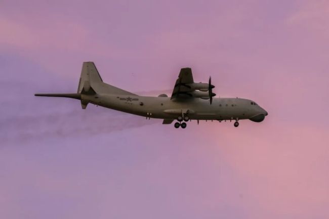 深海布网，云端猎鲨！多机协同反潜训练展开