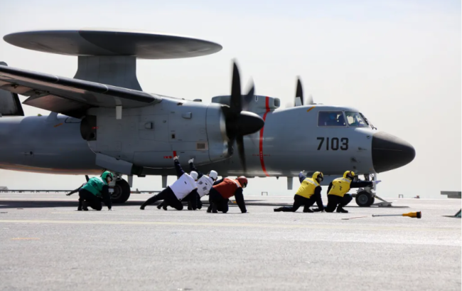 美媒震惊:电磁弹射给福建舰带来的优势,原来这么多!