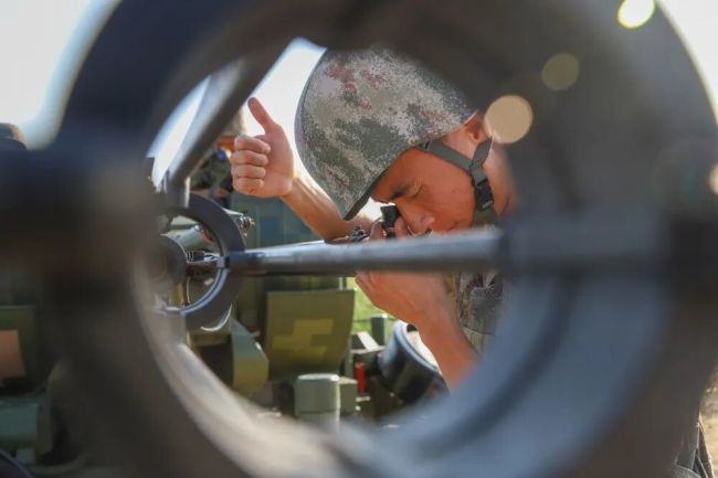 防空兵，开火！71集团军某旅开展实弹战术演练