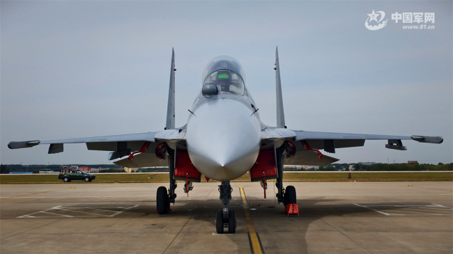 长空砺剑！定格人民空军硬核实力高光瞬间