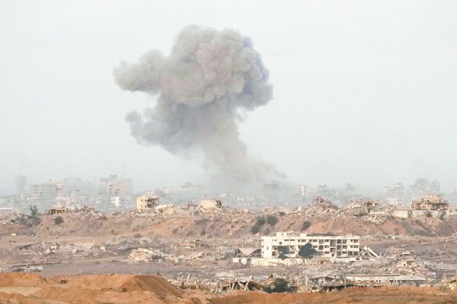 冲突持续整整两年,多地声援巴勒斯坦,以色列边谈判停火边轰炸加沙