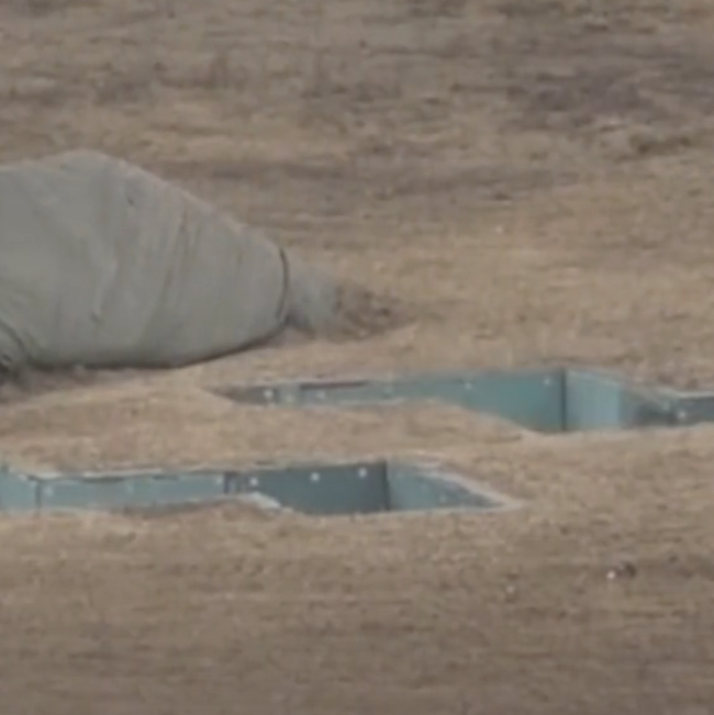 新兵投弹遇险情 安全员处置画面曝光！