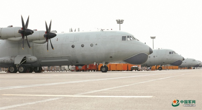 布阵海天猎“黑鲨”—海军某部搜攻潜训练影像