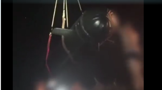 2025军势｜海军武器：航母发展依然受重视，无人潜航器参战开启海战新模式