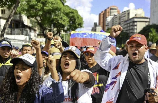 媒体:美国这场“抢劫”在继续!