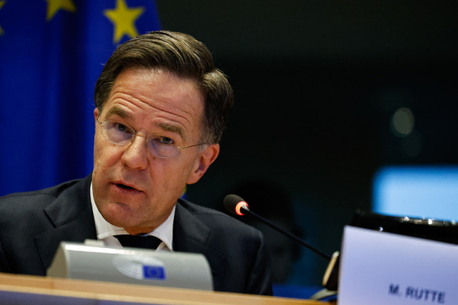 欧洲防务自主任重道远，北约秘书长称没有美国只能“祝你们好运”