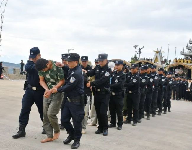 该亮剑就亮剑,中国这次干得漂亮